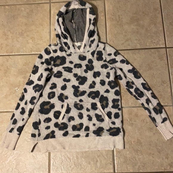 Cow print sweater with hood size small - Picture 2 of 4